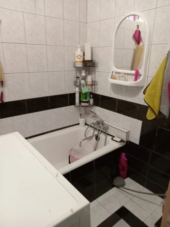 Купить двухкомнатную квартиру на улице Пролетарская в Алтайском крае. Вариант № 9144104, 6, площадь -  квм, цена 2150000 рублей