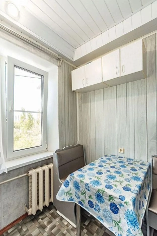 Купить двухкомнатную квартиру в Ростовской области. Вариант № 9707646, 9, площадь -  квм, цена 4600000 рублей