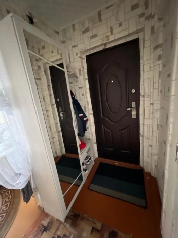 Купить четырехкомнатную квартиру в Новосибирской области. Вариант № 58800, 7, площадь -  квм, цена 3060000 рублей