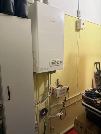 Купить коммерческую недвижимость в Пионерском. Вариант № 11005529, 8, площадь -  квм, цена 6950000 рублей