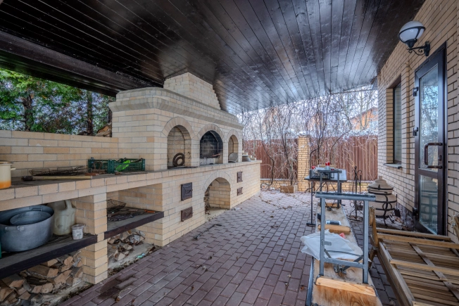 Купить дом в Москве. Вариант № 9148977, 32, площадь - квм, цена 75000000 рублей