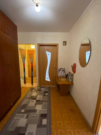 Купить квартиру на улице Маршала Жукова в Орске. Вариант № 2013914, 8, площадь - квм, цена 4500000.0000 рублей