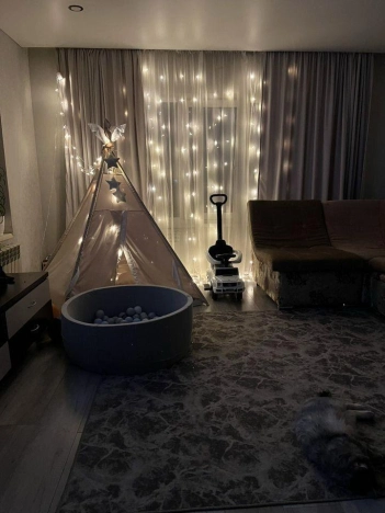 Купить дом на улице Садовая в Алтайском крае. Вариант № 37328, 9, площадь -  квм, цена 5500000 рублей