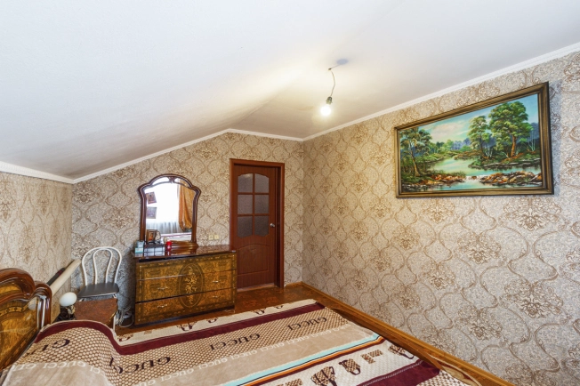 Купить дом в Микрорайоне Порт-Артур в Омске. Вариант № 19424, 16, площадь -  квм, цена 11000000 рублей