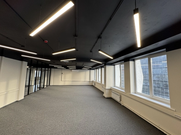 Снять офисы на улице Красный проспект в Новосибирске. Вариант № 5040, 4, площадь -  квм, цена 900000 рублей