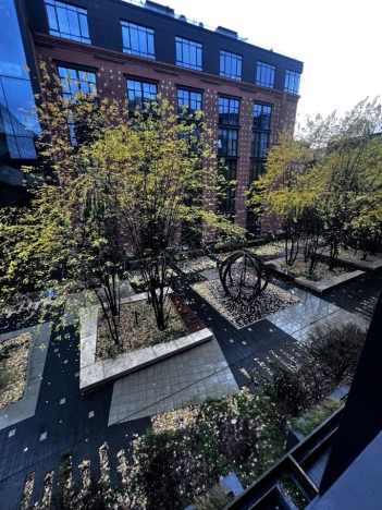 Купить квартиру в Москве. Вариант № 9384815, 1, площадь - квм, цена 27000000 рублей