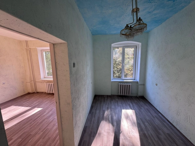 Купить двухкомнатную квартиру в районе Московский в Калининграде. Вариант № 5842770, 3, площадь -  квм, цена 4500000 рублей