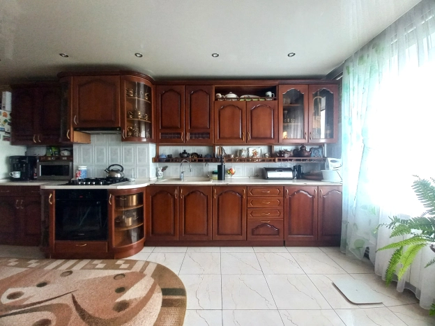 Купить четырехкомнатную квартиру на вторичке в Ивановской области. Вариант № 2889523, 5, площадь -  квм, цена 7120000 рублей