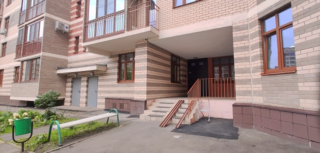 Купить квартиру у метро Аэропорт Внуково в Москве. Вариант № 2062228, 39, площадь -  квм, цена 11500000 рублей