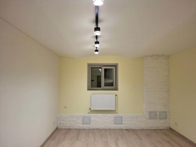 Купить квартиру в Москве. Вариант № 10005884, 2, площадь -  квм, цена 5999999 рублей