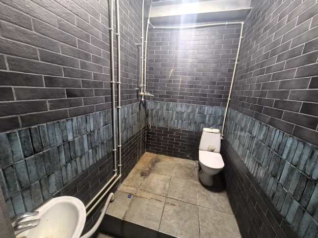 Снять коммерческую недвижимость в Калининграде. Вариант № 18256, 20, площадь -  квм, цена 170000 рублей