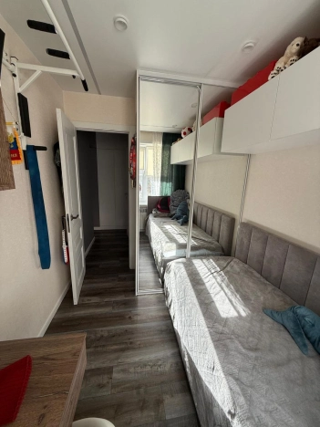 Купить четырехкомнатную квартиру в Новосибирской области. Вариант № 9416385, 4, площадь -  квм, цена 8500000 рублей