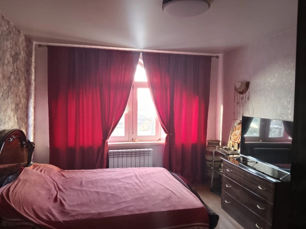 Купить дом на улице Луговская в Бердске. Вариант № 6848917, 6, площадь -  квм, цена 10700000 рублей