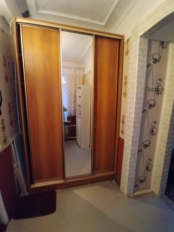 Купить комнату в Омске. Вариант № 13572, 4, площадь -  квм, цена 1350000 рублей