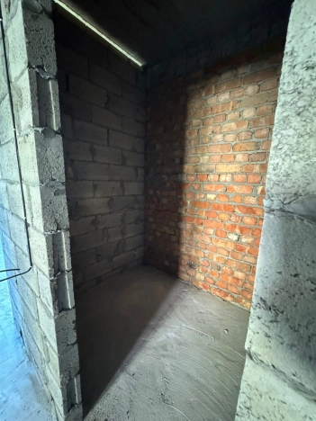 Купить трехкомнатную квартиру в Микрорайоне 8-й, Элиста в Элисте. Вариант № 8458481, 6, площадь -  квм, цена 6600000 рублей