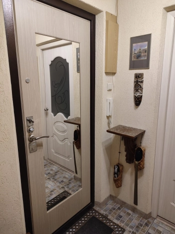 Купить однокомнатную квартиру у метро Пионерская в Санкт-Петербурге. Вариант № 7990911, 14, площадь -  квм, цена 7990000 рублей