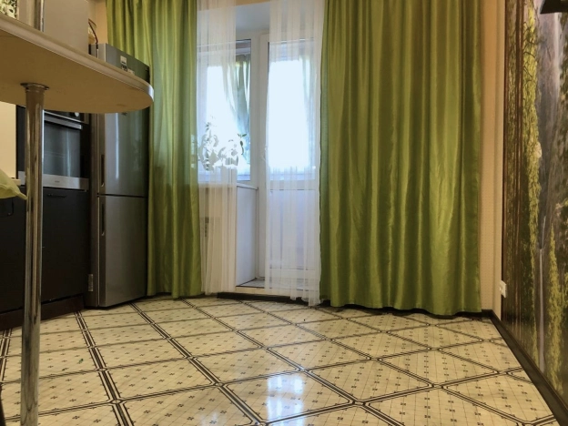 Купить однокомнатную квартиру в Омске. Вариант № 14964, 2, площадь -  квм, цена 5300000 рублей