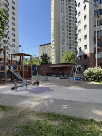 Купить квартиру в районе Левобережный в Москве. Вариант № 46374, 23, площадь - квм, цена 35000000.0000 рублей