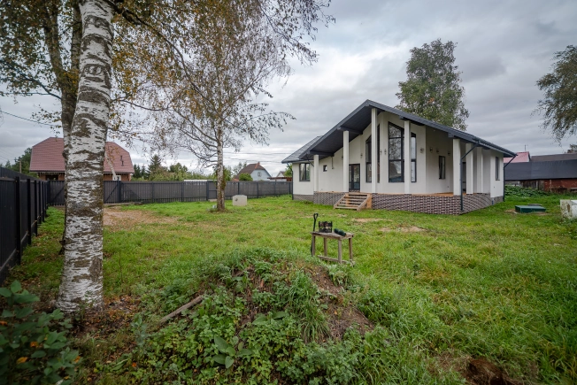 Купить дом в Санкт-Петербурге. Вариант № 9445603, 22, площадь -  квм, цена 6000000 рублей