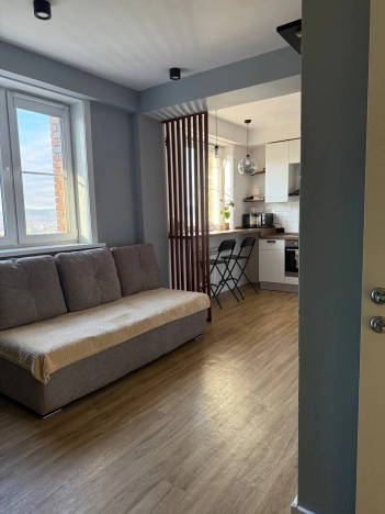 Купить квартиру на улице Комарова в Улан-Удэ. Вариант № 9246190, 5, площадь -  квм, цена 6350000 рублей