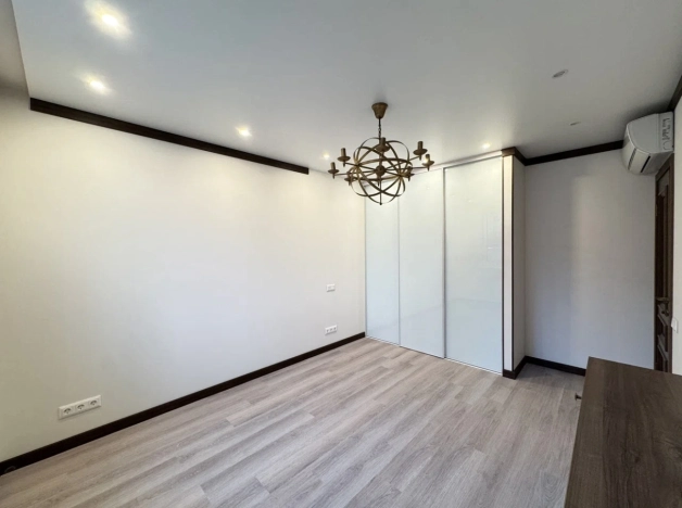 Купить квартиру в Москве. Вариант № 8599674, 22, площадь -  квм, цена 26000000 рублей