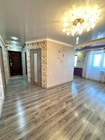 Купить квартиру на улице Орский проспект в Орске. Вариант № 32054, 10, площадь - квм, цена 4000000.0000 рублей