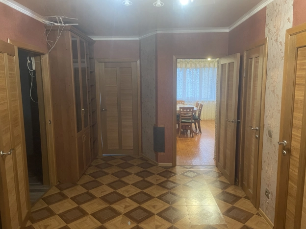 Снять квартиру в Владимире. Вариант № 9824366, 13, площадь -  квм, цена 35000 рублей