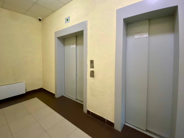 Купить квартиру в Москве. Вариант № 10439549, 21, площадь -  квм, цена 15490000 рублей