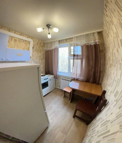 Купить двухкомнатную квартиру в Новосибирской области. Вариант № 10419619, 15, площадь -  квм, цена 3000000 рублей