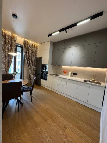 Снять квартиру на улице Красный проспект в Новосибирске. Вариант № 9480803, 11, площадь -  квм, цена 55000 рублей