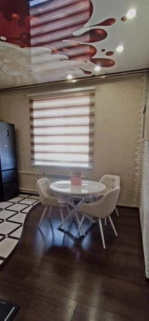 Купить двухкомнатную квартиру на улице Коммунарский переулок в Бийске. Вариант № 32566, 2, площадь -  квм, цена 8000000 рублей