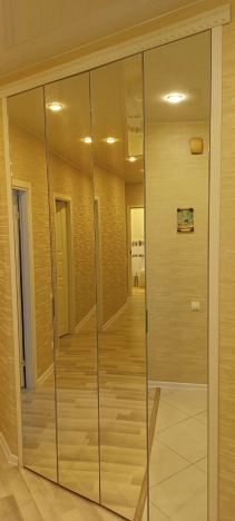 Купить трехкомнатную квартиру в районе Приморский в Санкт-Петербурге. Вариант № 274292, 8, площадь -  квм, цена 19000000 рублей