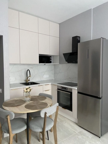 Купить однокомнатную квартиру на улице Октябрьская набережная в Санкт-Петербурге. Вариант № 46521, 9, площадь -  квм, цена 14050000 рублей