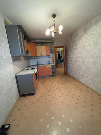 Купить однокомнатную квартиру в районе Кировский в Новосибирске. Вариант № 43305, 4, площадь -  квм, цена 4990000 рублей