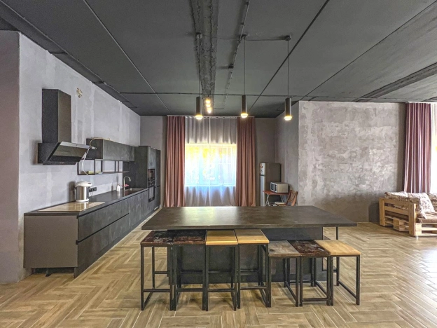 Купить дом в Тюменской области. Вариант № 43350, 3, площадь -  квм, цена 37000000 рублей