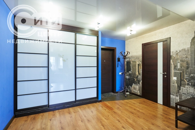 Купить трехкомнатную квартиру в районе Центральный в Воронеже. Вариант № 53484, 9, площадь -  квм, цена 8999000 рублей