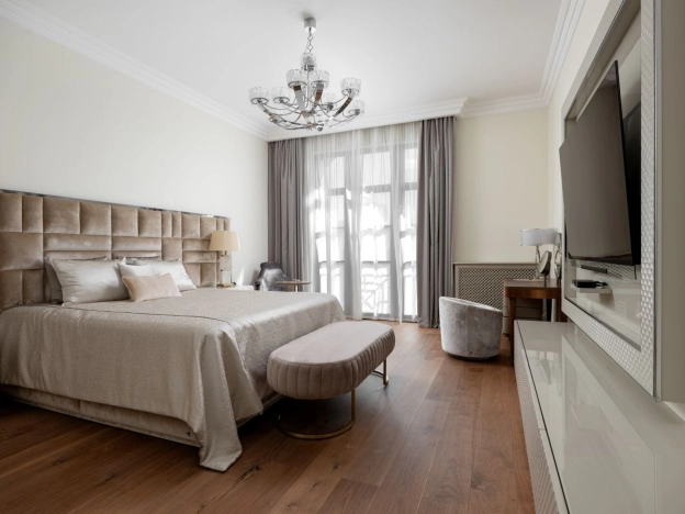 Купить квартиру в Москве. Вариант № 10443759, 30, площадь -  квм, цена 275000000 рублей