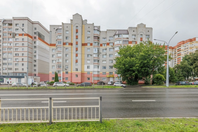 . Вариант № 22299, 27, площадь - 87.9 квм, цена 6800000 рублей