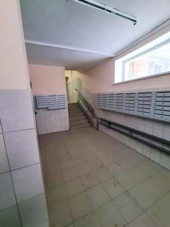 Купить квартиру на вторичке у метро Авиамоторная в Москве. Вариант № 5341326, 15, площадь -  квм, цена 17950000 рублей