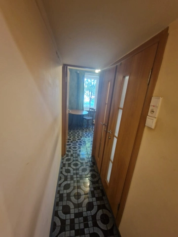 Купить квартиру в Москве. Вариант № 9692743, 8, площадь -  квм, цена 12000000 рублей