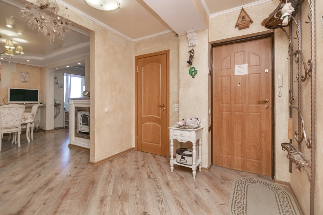 Купить квартиру на улице Сигнальная в Республике Крым. Вариант № 10486444, 25, площадь -  квм, цена 12700000 рублей