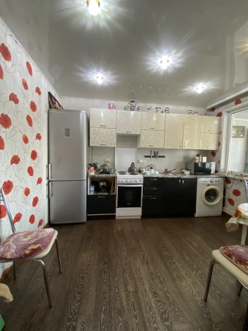 Купить дом в Микрорайоне Советский, Стерлитамак в Стерлитамаке. Вариант № 33026, 6, площадь -  квм, цена 5500000 рублей