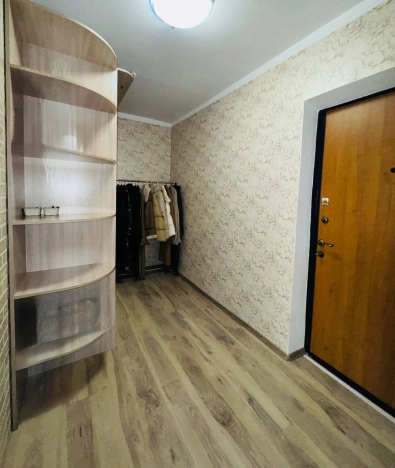 Купить квартиру в Москве. Вариант № 8795536, 8, площадь -  квм, цена 18500000 рублей