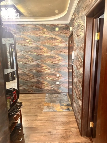 Купить квартиру на улице Комарова в Улан-Удэ. Вариант № 8535062, 36, площадь -  квм, цена 17500000 рублей