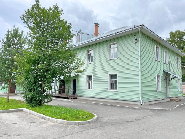 Купить четырехкомнатную квартиру в Вологде. Вариант № 55625, 13, площадь -  квм, цена 3800000 рублей