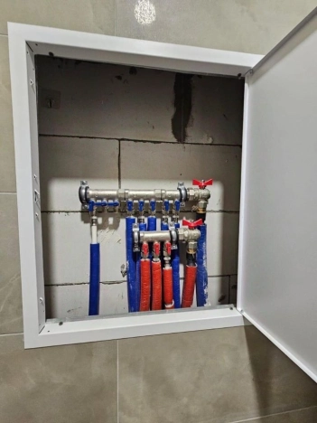 Купить трехкомнатную квартиру у метро Терехово в Москве. Вариант № 10716902, 16, площадь - квм, цена 23000000 рублей