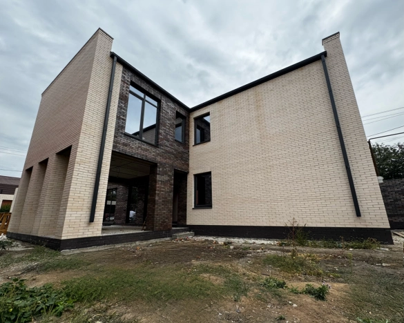 Купить дом на улице Гаккеля в Ростове-на-Дону. Вариант № 5278517, 4, площадь -  квм, цена 35000000 рублей