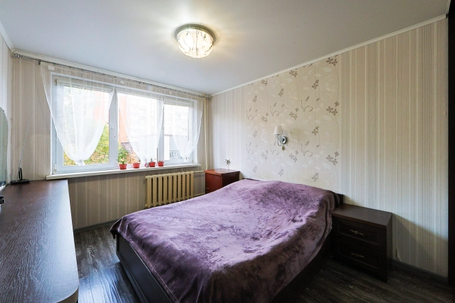 Купить трехкомнатную квартиру в Калининграде. Вариант № 8004439, 11, площадь -  квм, цена 7700000 рублей