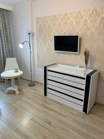 Снять квартиру в Калининграде. Вариант № 10376417, 3, площадь -  квм, цена 30000 рублей