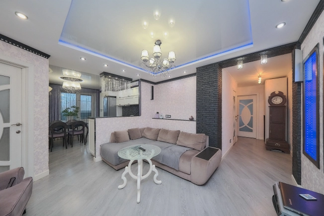 Купить трехкомнатную квартиру на улице Введенская в Рязани. Вариант № 10575075, 0, площадь - квм, цена 7700000 рублей